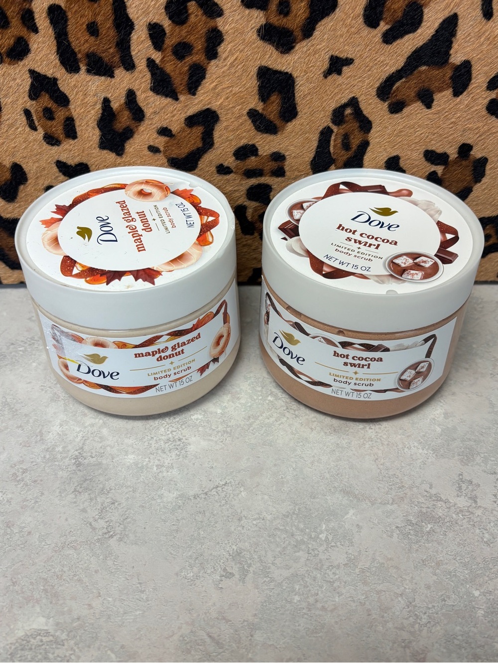 Dove Holiday Treats Body Scrub 2 Pack Maple Glazed Donut Hot Cocoa Swirl 15 oz